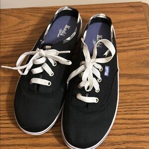 Brand New Woman’s Keds Sport black canvas mule sneakers with plaid trim size 8.5